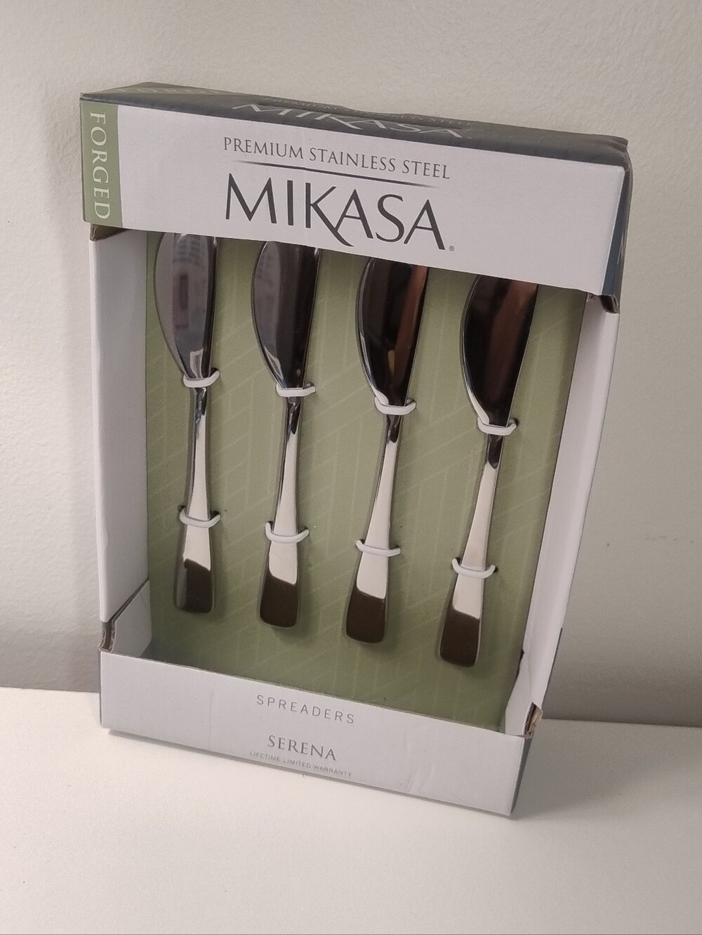 Mikasa Serena Stainless Steel Spreaders - Polished Silver Finish (Set of 4)
